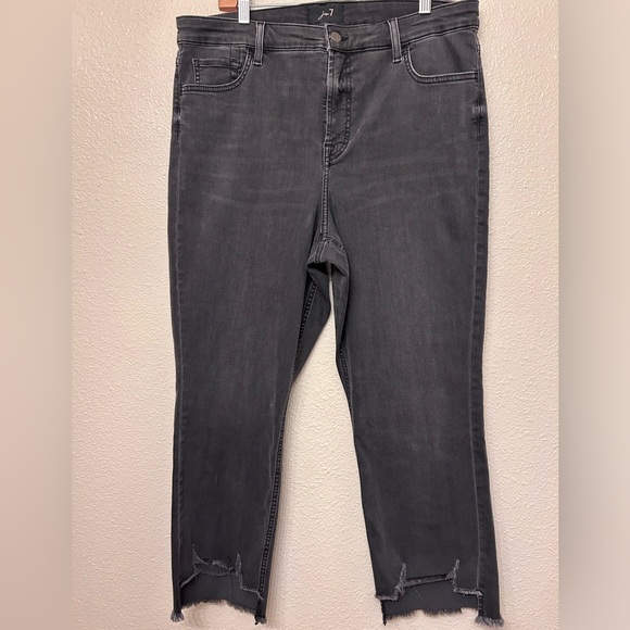 Jen7 by 7 for All Mankind Destroyed Step Hem Ankle Straight Leg Jean Size 16 - Picture 8 of 9